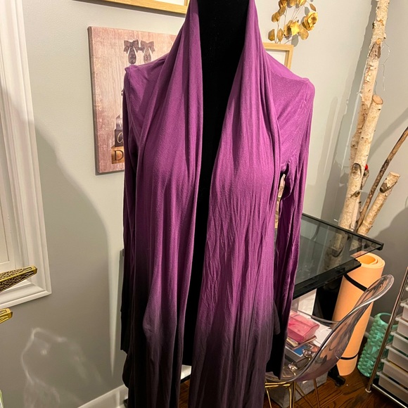 Costa Blanca Long Shawl - Picture 1 of 4